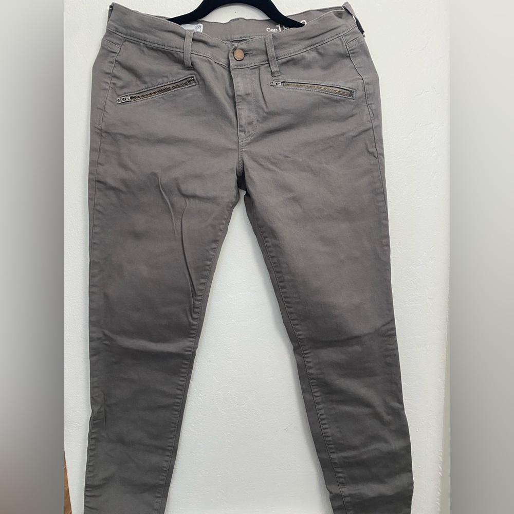 Gap Jeans 1969 "legging jean"